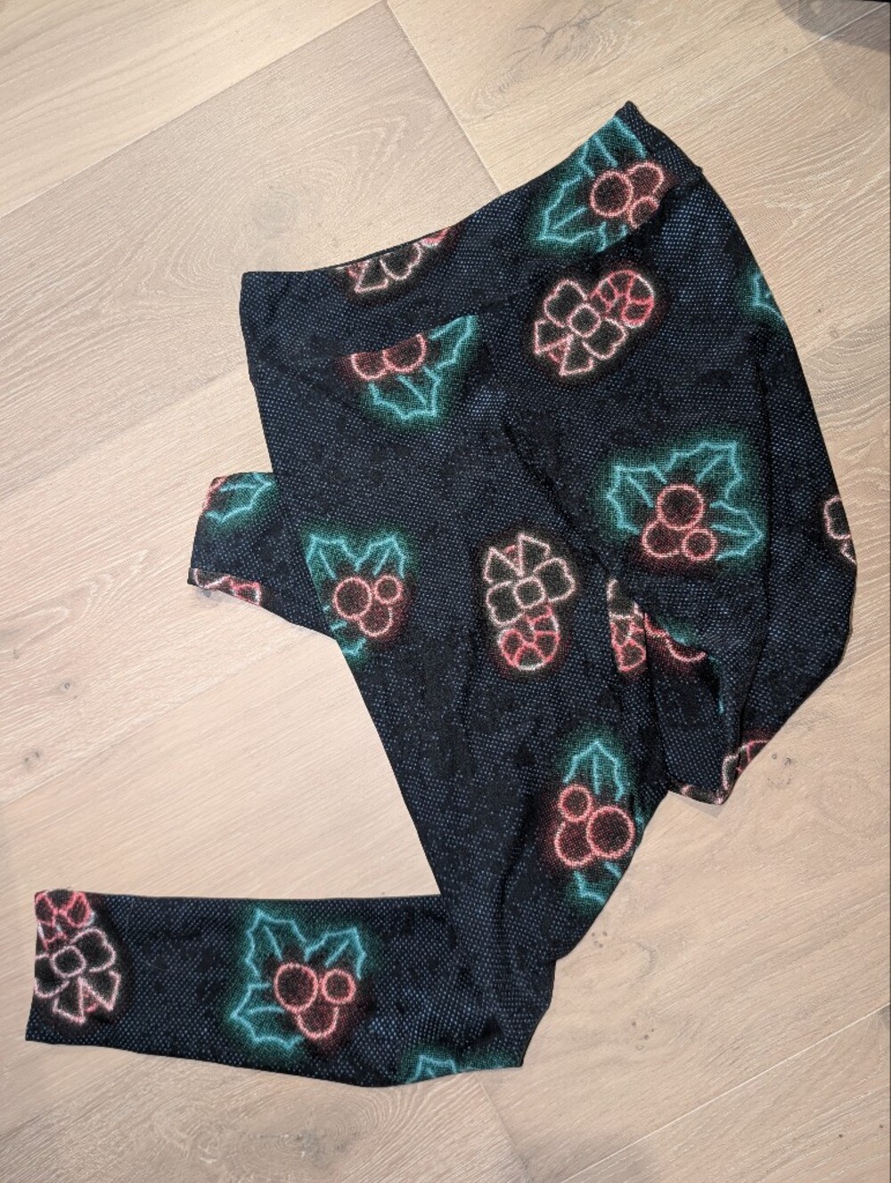 Lularoe Holiday Leggings with Neon Holly Print